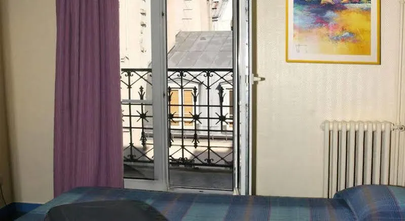 Amarys Simart * Париж
